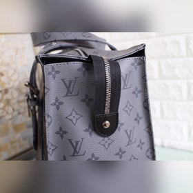 LV Модель： 45379 New Cabas Zippe Большая сумка , изготовленная из