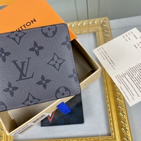 Короткий кожаный чехол для зажигалки Zippo серии LV Grey Flower, 