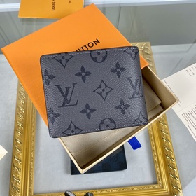 Короткий кожаный чехол для зажигалки Zippo серии LV Grey Flower, 