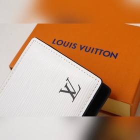 LV модель M80770 Кошелек MULTIPLE Кошелек Multiple Изготовлен из 