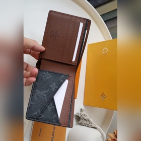 LV модель M80770 Кошелек MULTIPLE Кошелек Multiple Изготовлен из 