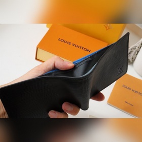 LV модель M80770 Кошелек MULTIPLE Кошелек Multiple Изготовлен из 