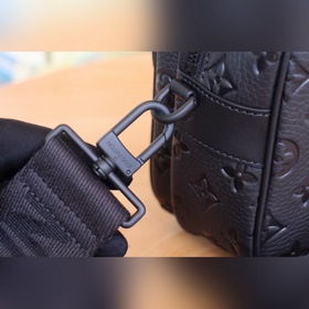 LV Модель： 58489 S Lock Почтовая сумка Изготовлена из мягкой кож