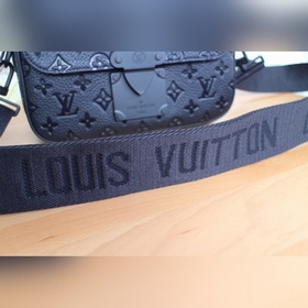 LV Модель： 58489 S Lock Почтовая сумка Изготовлена из мягкой кож