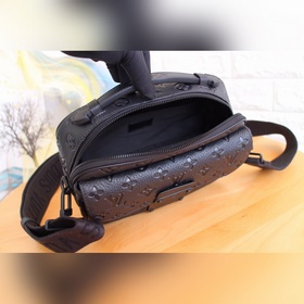 LV Модель： 58489 S Lock Почтовая сумка Изготовлена из мягкой кож
