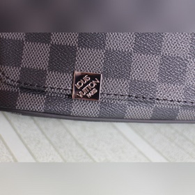 LV Модель： 41029 большая/41028 маленькая Модель Эта новая модель