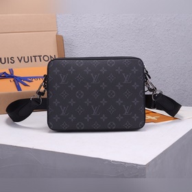 Сумка LV Trio Изготовлена из ткани Monogram Eclipse и Monogram Ec