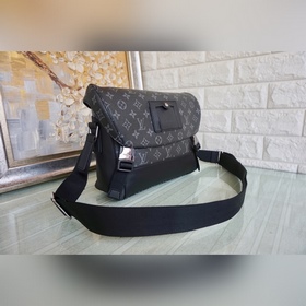 LV Модель： 40511 Messenger PM Voyager Small Messenger Вдохновленн