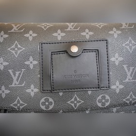 LV Модель： 40511 Messenger PM Voyager Small Messenger Вдохновленн