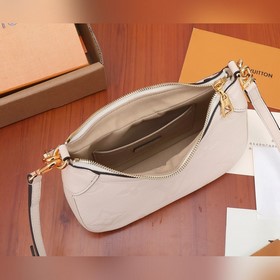 Сумка LV Bagatelle Сумка из кожи Monogram Empreinte. Плавные лини