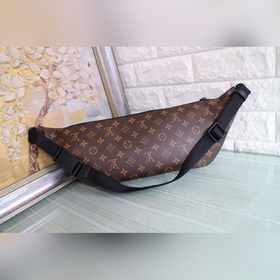 LV Модель： 45337 Поясная сумка Christopher Изготовлен из материал