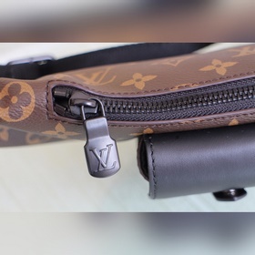 LV Модель： 45337 Поясная сумка Christopher Изготовлен из материал