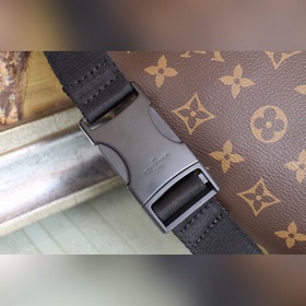 LV Модель： 45337 Поясная сумка Christopher Изготовлен из материал