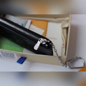 LV Кошелек для ключей Модель M62650 Элегантный и практичный кошел