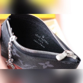 LV Кошелек для ключей Модель M62650 Элегантный и практичный кошел