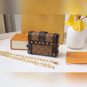 LV Essential Trunk сумка на цепочке Новая версия M68566 Старинный