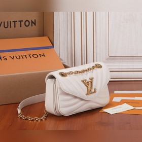 LV New Wave маленькая сумка на цепочке Сочетает в себе сумку с це