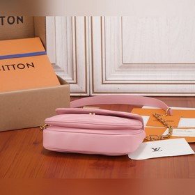 LV New Wave маленькая сумка на цепочке Сочетает в себе сумку с це