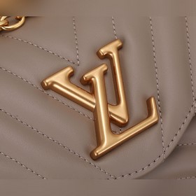 LV New Wave маленькая сумка на цепочке Сочетает в себе сумку с це