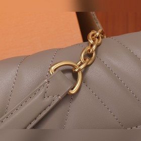 LV New Wave маленькая сумка на цепочке Сочетает в себе сумку с це