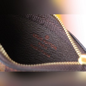 LV Кошелек для ключей Модель M62650 Элегантный и практичный кошел