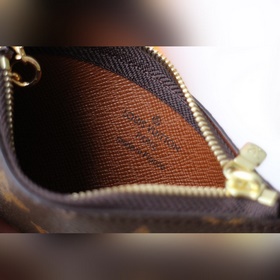 LV Кошелек для ключей Модель M62650 Элегантный и практичный кошел