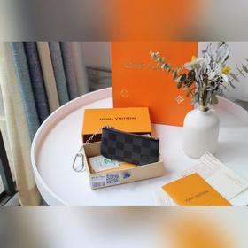 LV Кошелек для ключей Модель M62650 Элегантный и практичный кошел