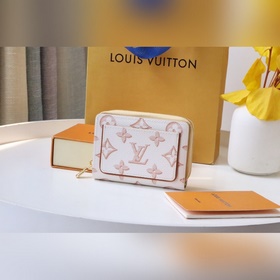 LV Специальная версия кошелька Lou Модель M81527 является частью 