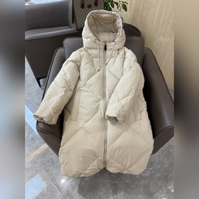 Новейшая модель от max, 90% гусиный пух, ромбовидный узор, с капю