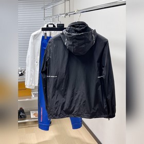 Moncler Монклор Стильная куртка с капюшоном Привлекательная и ярк