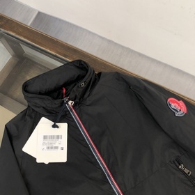 Moncler (Монкл) Куртка с капюшоном (капюшон можно спрятать) Импор