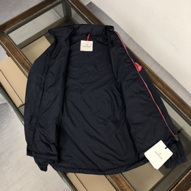 Moncler (Монкл) Куртка с капюшоном (капюшон можно спрятать) Импор