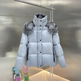 Moncler PARAMA 2022 осенне-зимняя новинка. Короткая пуховая куртк