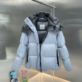 Moncler PARAMA 2022 осенне-зимняя новинка. Короткая пуховая куртк