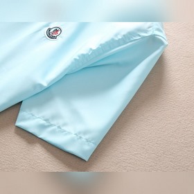 Moncler： лучшие товары, популярные модели