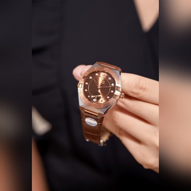 Новые женские часы Omega Constellation [Пятое поколение] Незабыва