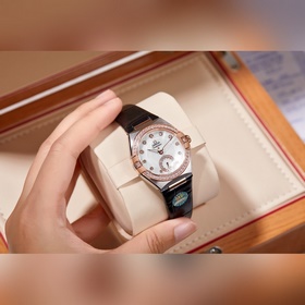 Новые женские часы Omega Constellation [Пятое поколение] Незабыва