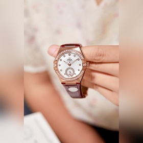 Новые женские часы Omega Constellation [Пятое поколение] Незабыва