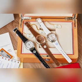 Новые женские часы Omega Constellation [Пятое поколение] Незабыва