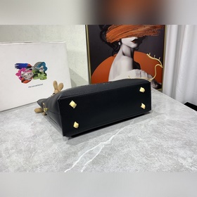 Новая серия сумок PRADA Очень практичная сумка для покупок, сдерж
