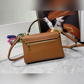 Новая модель сумки Prada с капюшоном, номер модели： 2125 # Кожа с