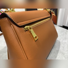 Новая модель сумки Prada с капюшоном, номер модели： 2125 # Кожа с