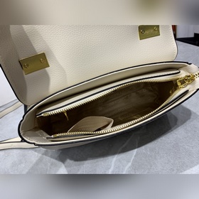 Новая модель сумки Prada с капюшоном, номер модели： 2125 # Кожа с