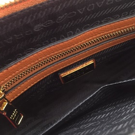 PRADA Сумка Модель： 66152 Изготовлена из импортной телячьей кожи 