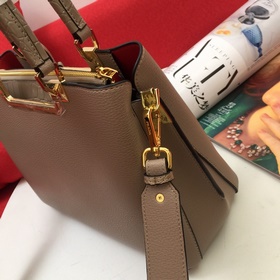 PRADA Сумка Модель： 66152 Изготовлена из импортной телячьей кожи 