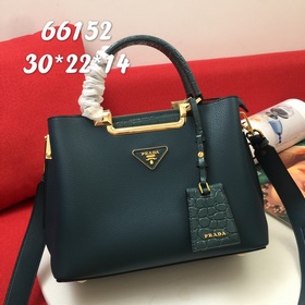 PRADA Сумка Модель： 66152 Изготовлена из импортной телячьей кожи