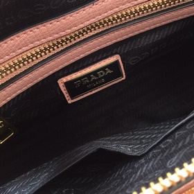 PRADA Сумка Модель： 66152 Изготовлена из импортной телячьей кожи 