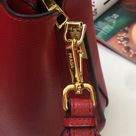 PRADA Сумка Модель： 66152 Изготовлена из импортной телячьей кожи 