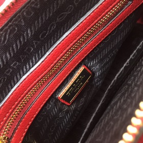 PRADA Сумка Модель： 66152 Изготовлена из импортной телячьей кожи 