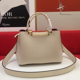 PRADA Сумка Модель： 66152 Изготовлена из импортной телячьей кожи 